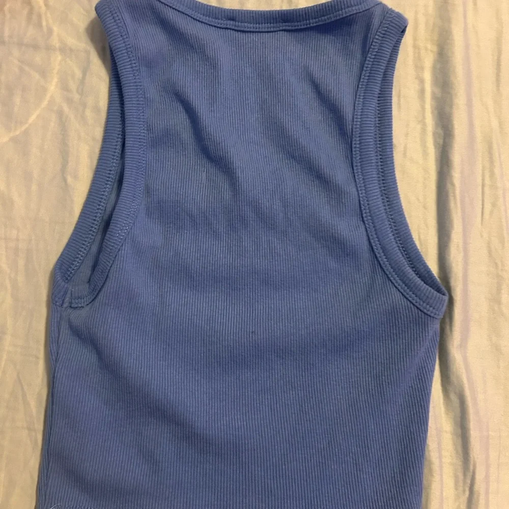 Blue Ribbed Tank Top - Picture 2 of 2